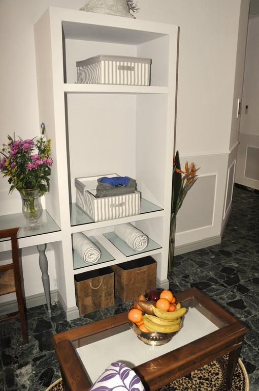 Alibrandi Palace チビタベッキア 部屋 写真